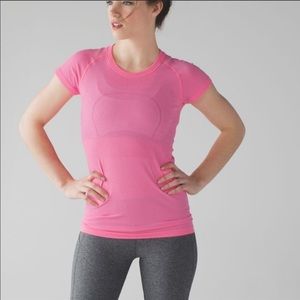 Lululemon swiftly tech short sleeve crew